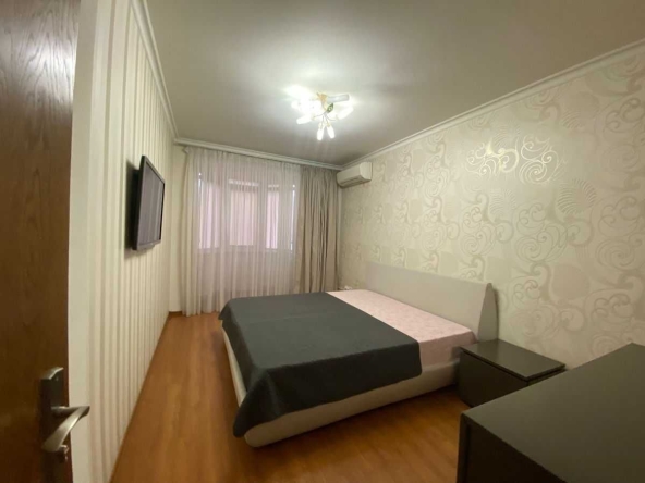 Дава се под наем Двустаен апартамент в София, Красно село - 89 кв.м за 355 € - Снимка #1