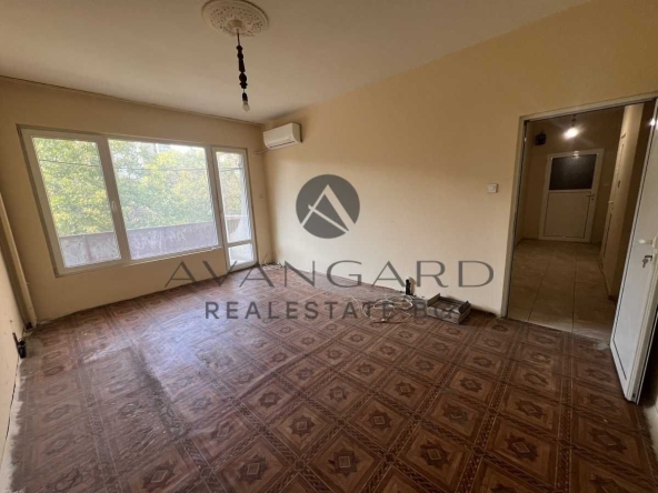Тристаен апартамент в Пловдив, Тракия - 72 кв.м за 1574 €/кв.м - Снимка #1