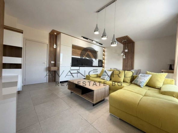 Двустаен апартамент в Пловдив, Кършияка - 75 кв.м за 2134 €/кв.м - Снимка #1