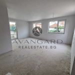 Тристаен апартамент в Пловдив, Прослав - 101 кв.м за 1250 €/кв.м - Снимка #1