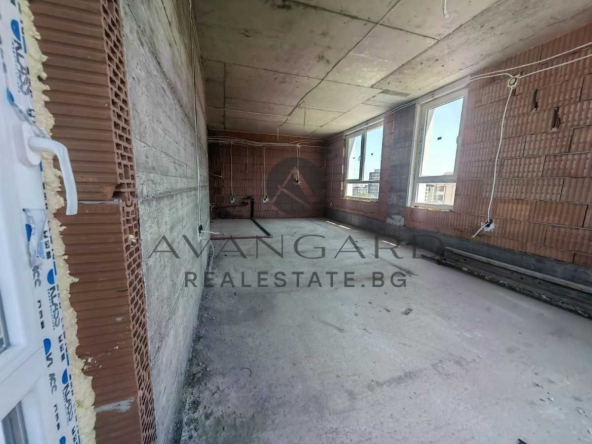 Тристаен апартамент в Пловдив, Христо Смирненски - 100 кв.м за 1224 €/кв.м - Снимка #1