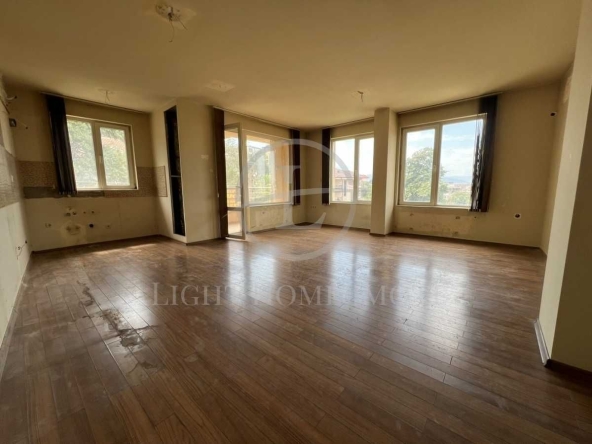 Многостаен апартамент в Пловдив, Център - 123 кв.м за 2025 €/кв.м - Снимка #1