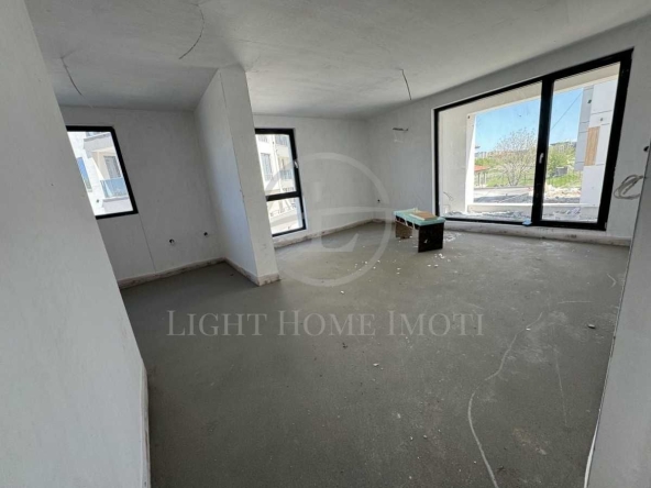 Тристаен апартамент в Пловдив, Остромила - 114 кв.м за 1096 €/кв.м - Снимка #1