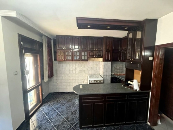 Тристаен апартамент в Пловдив, Мараша - 96 кв.м за 1875 €/кв.м - Снимка #1