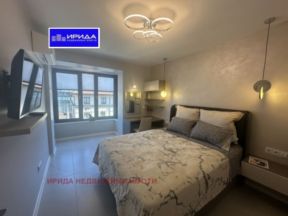 Дава се под наем Двустаен апартамент в София, Център - 56 кв.м за 870 € - Снимка #1