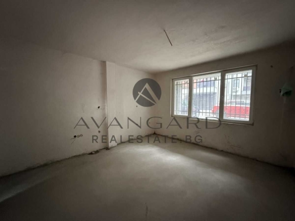 Тристаен апартамент в Пловдив, Център - 61 кв.м за 2164 €/кв.м - Снимка #1