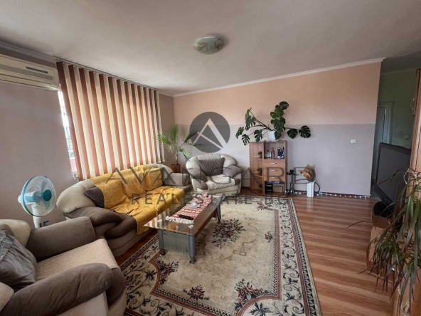 Тристаен апартамент в Пловдив, Кючук Париж - 155 кв.м за 1000 €/кв.м - Снимка #1