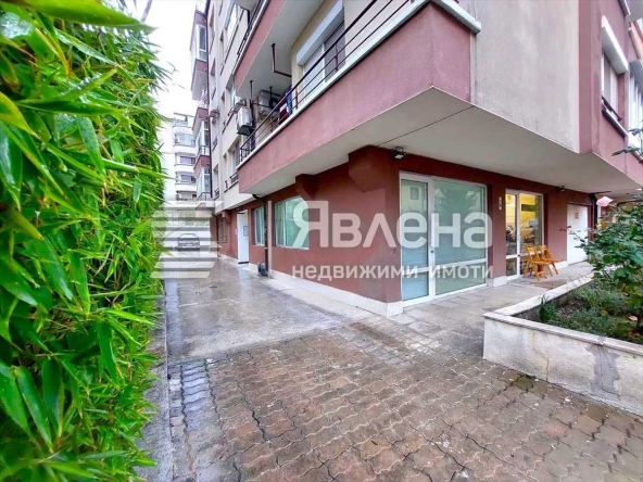 Магазин в Бургас, Център - 34 кв.м за 2500 €/кв.м - Снимка #1