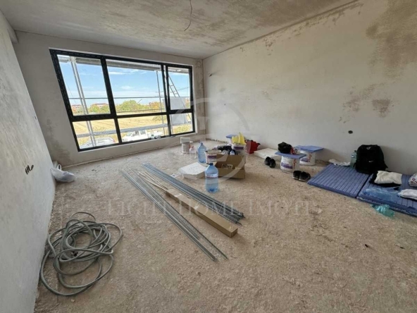 Двустаен апартамент в Пловдив, Остромила - 73 кв.м за 1103 €/кв.м - Снимка #1