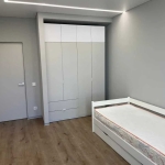 Дава се под наем Тристаен апартамент в София, Зона Б-18 - 100 кв.м за 765 € - Снимка #1