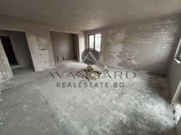 Четиристаен апартамент в Пловдив, Остромила - 131 кв.м за 1268 €/кв.м - Снимка #1