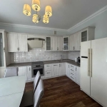 Дава се под наем Тристаен апартамент в София, Зона Б-18 - 90 кв.м за 637.5 € - Снимка #1