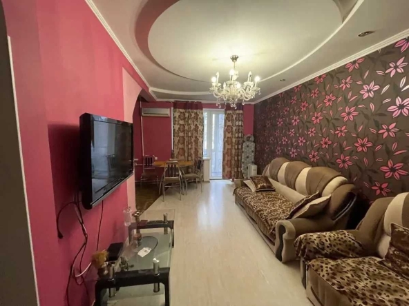 Дава се под наем Двустаен апартамент в София, Зона Б-18 - 67 кв.м за 484.5 € - Снимка #1