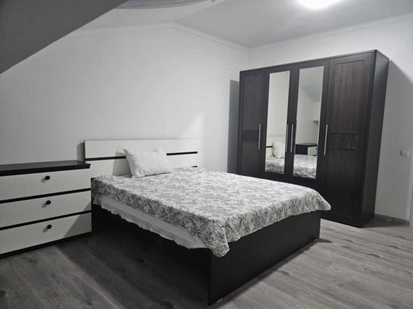 Дава се под наем Двустаен апартамент в София, Изгрев - 74 кв.м за 375 € - Снимка #1