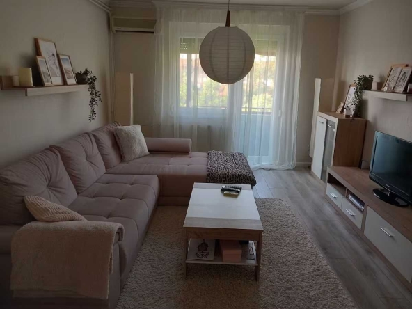 Дава се под наем Двустаен апартамент в София, Хиподрума - 58 кв.м за 579 € - Снимка #1