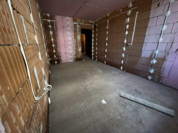 Тристаен апартамент в София, Красна поляна 2 - 78 кв.м за 2130 €/кв.м - Снимка #1