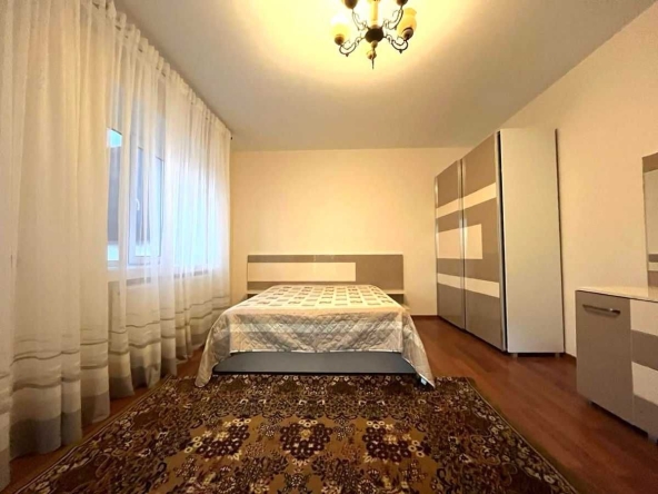 Дава се под наем Двустаен апартамент в София, Оборище - 64 кв.м за 375 € - Снимка #1