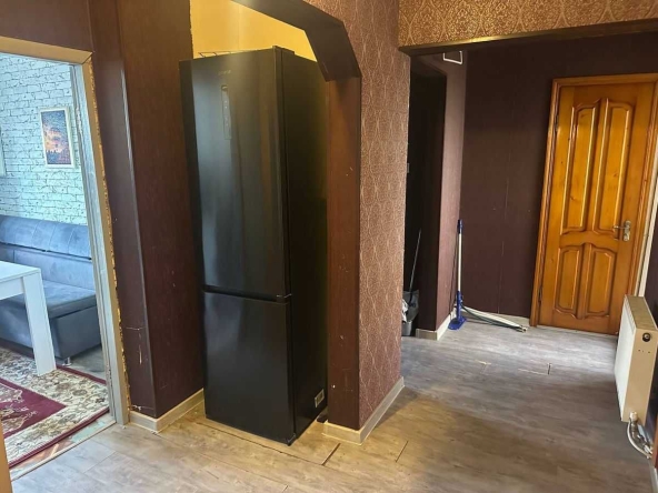 Дава се под наем Двустаен апартамент в София, Люлин 6 - 70 кв.м за 350 € - Снимка #1