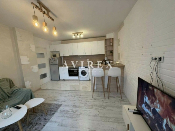 Дава се под наем Двустаен апартамент в Пловдив, Гагарин - 65 кв.м за 428.4 € - Снимка #1
