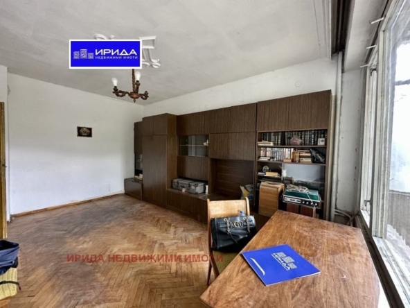 Тристаен апартамент в София, Гоце Делчев - 57 кв.м за 3246 €/кв.м - Снимка #1