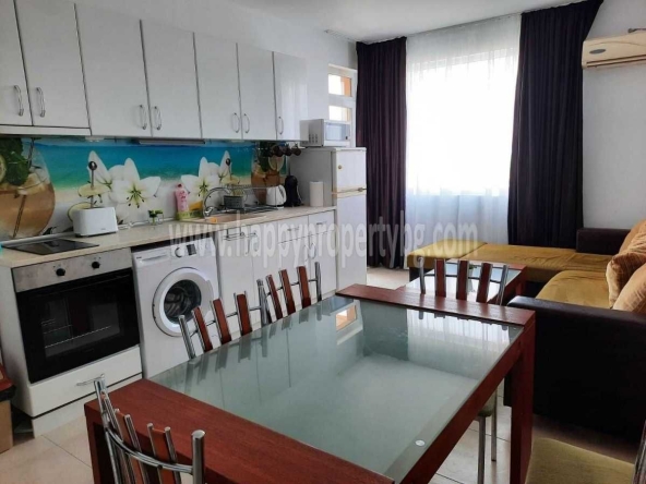 Тристаен апартамент в к.к. Слънчев бряг - 79 кв.м за 874 €/кв.м - Снимка #1