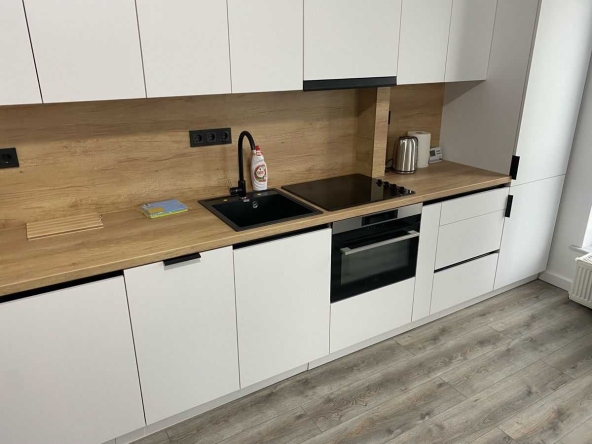 Дава се под наем Едностаен апартамент в София, Студентски град - 26 кв.м за 300 € - Снимка #1