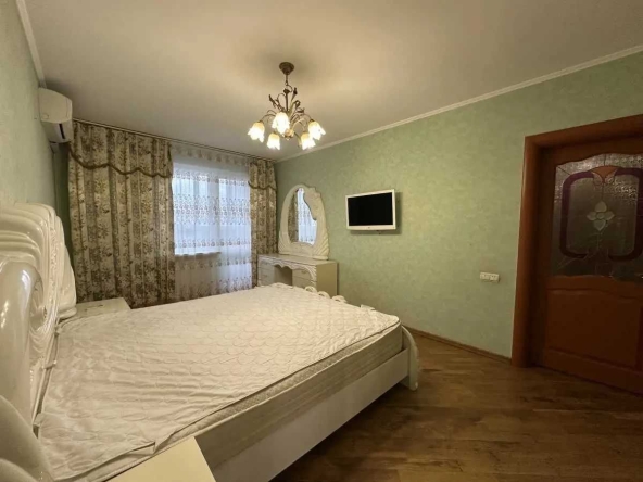 Дава се под наем Двустаен апартамент в София, Център - 55 кв.м за 459 € - Снимка #1
