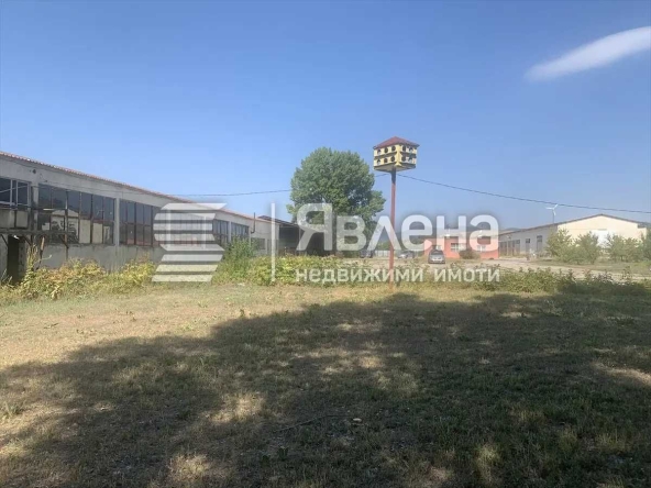 Склад в София, Център - 31000 кв.м за 49 €/кв.м - Снимка #1