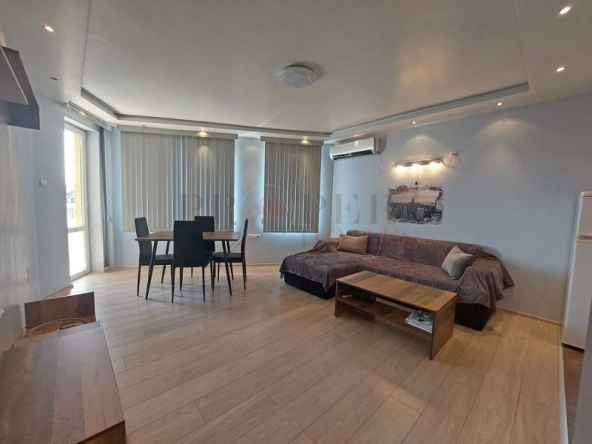 Дава се под наем Двустаен апартамент в Велико Търново, Колю Фичето - 68 кв.м за 359.04 € - Снимка #1