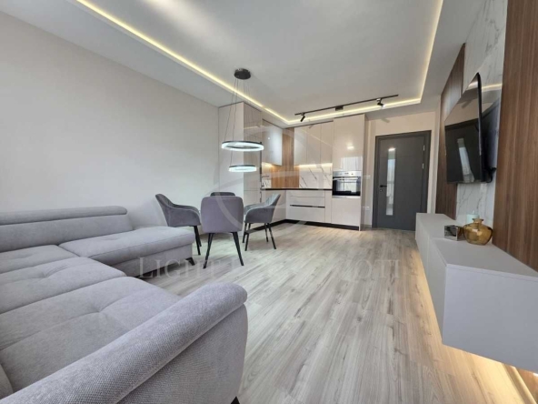 Двустаен апартамент в Пловдив, Кючук Париж - 72 кв.м за 1147 €/кв.м - Снимка #1