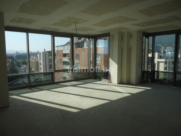 Многостаен апартамент в София, Манастирски ливади - 191 кв.м за 1402 €/кв.м - Снимка #1