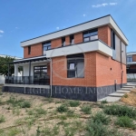 Къща в с. Марково, Област Пловдив - 260 кв.м за 746 €/кв.м - Снимка #1