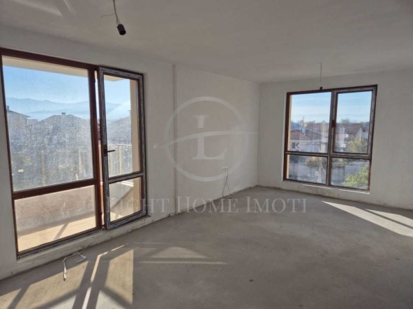 Двустаен апартамент в Пловдив, Прослав - 72 кв.м за 740 €/кв.м - Снимка #1