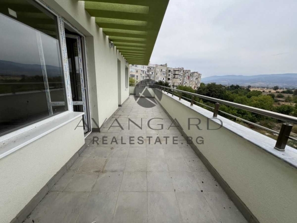 Тристаен апартамент в Пловдив, Христо Смирненски - 120 кв.м за 1084 €/кв.м - Снимка #1