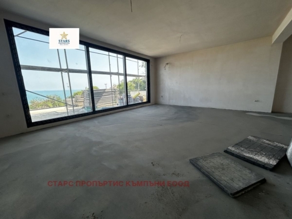 Къща в Варна, Бриз - 290 кв.м за 1319 €/кв.м - Снимка #1