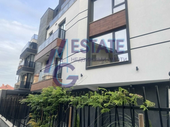 Двустаен апартамент в Бургас, Сарафово - 70 кв.м за 1020 €/кв.м - Снимка #1