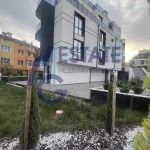 Тристаен апартамент в Бургас, Сарафово - 316 кв.м за 581 €/кв.м - Снимка #1