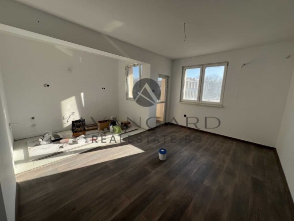 Етаж от къща в Пловдив, Кършияка - 90 кв.м за 1020 €/кв.м - Снимка #1