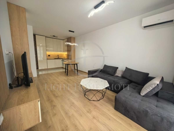 Двустаен апартамент в Пловдив, Тракия - 65 кв.м за 1240 €/кв.м - Снимка #1
