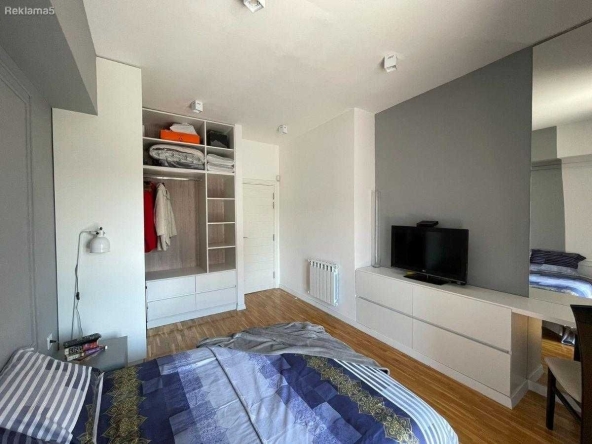 Дава се под наем Двустаен апартамент в Бургас, Лазур - 55 кв.м за 244.8 € - Снимка #1