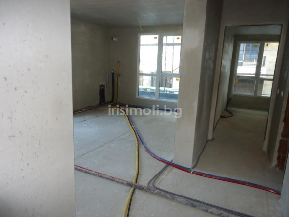 Тристаен апартамент в София, Студентски град - 112 кв.м за 1150 €/кв.м - Снимка #1