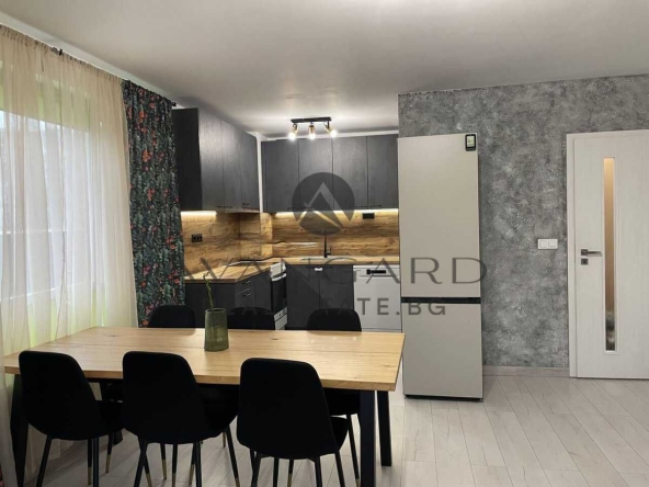 Тристаен апартамент в Пловдив, Кючук Париж - 100 кв.м за 1096 €/кв.м - Снимка #1