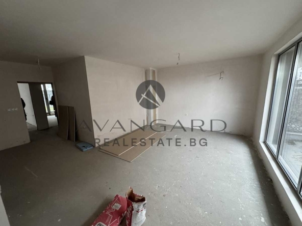 Тристаен апартамент в Пловдив, Христо Смирненски - 204 кв.м за 731 €/кв.м - Снимка #1