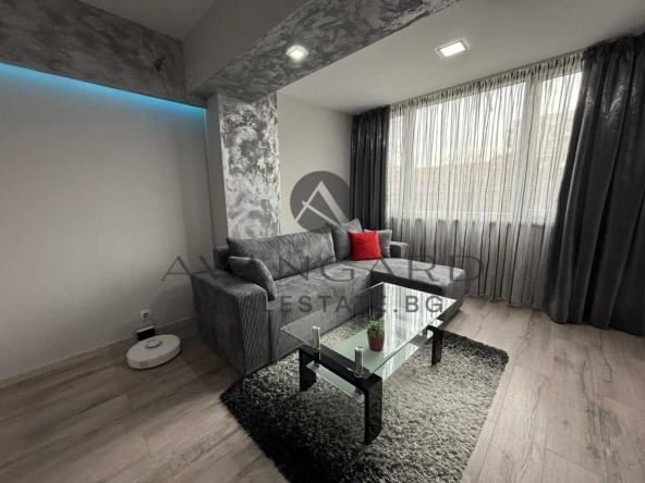 Тристаен апартамент в Пловдив, Кючук Париж - 55 кв.м за 1336 €/кв.м - Снимка #1