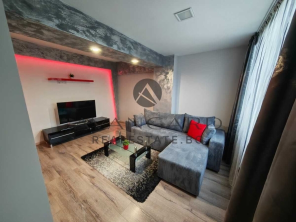 Тристаен апартамент в Пловдив, Кючук Париж - 55 кв.м за 1340 €/кв.м - Снимка #1