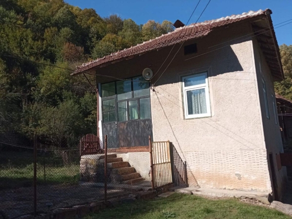 Къща в с. Ямна, Област София-област - 55 кв.м за 737 €/кв.м - Снимка #1