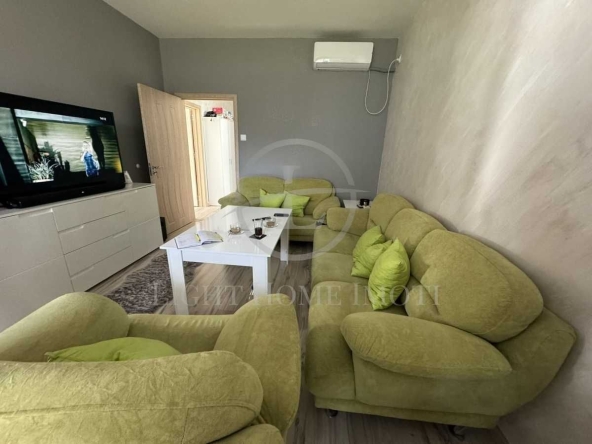 Тристаен апартамент в Пловдив, Център - 70 кв.м за 1786 €/кв.м - Снимка #1