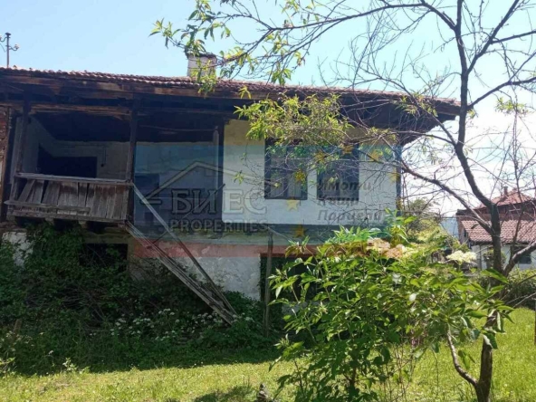 Къща в Етрополе - 200 кв.м за 166 €/кв.м - Снимка #1
