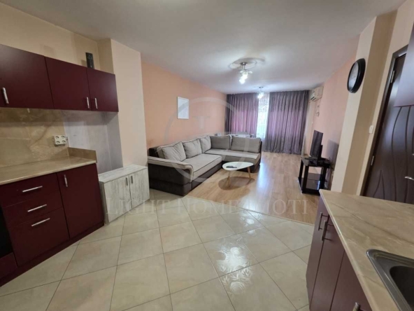 Тристаен апартамент в Пловдив, Кършияка - 110 кв.м за 1192 €/кв.м - Снимка #1