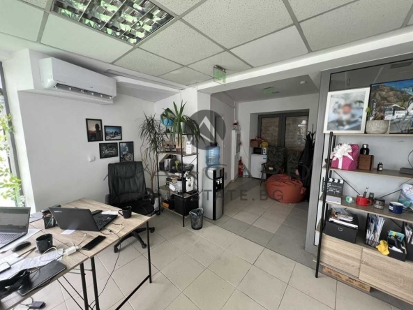 Офис в Пловдив, Център - 83 кв.м за 502 €/кв.м - Снимка #1